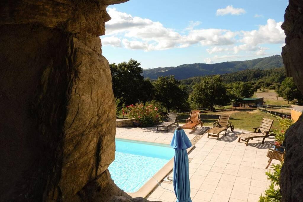 Rouretord Hirondelle Villa Gilhac-et-Bruzac Bagian luar foto